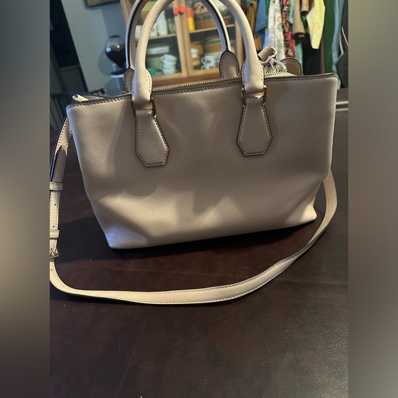 Michael Kors purse - Picture 6 of 16